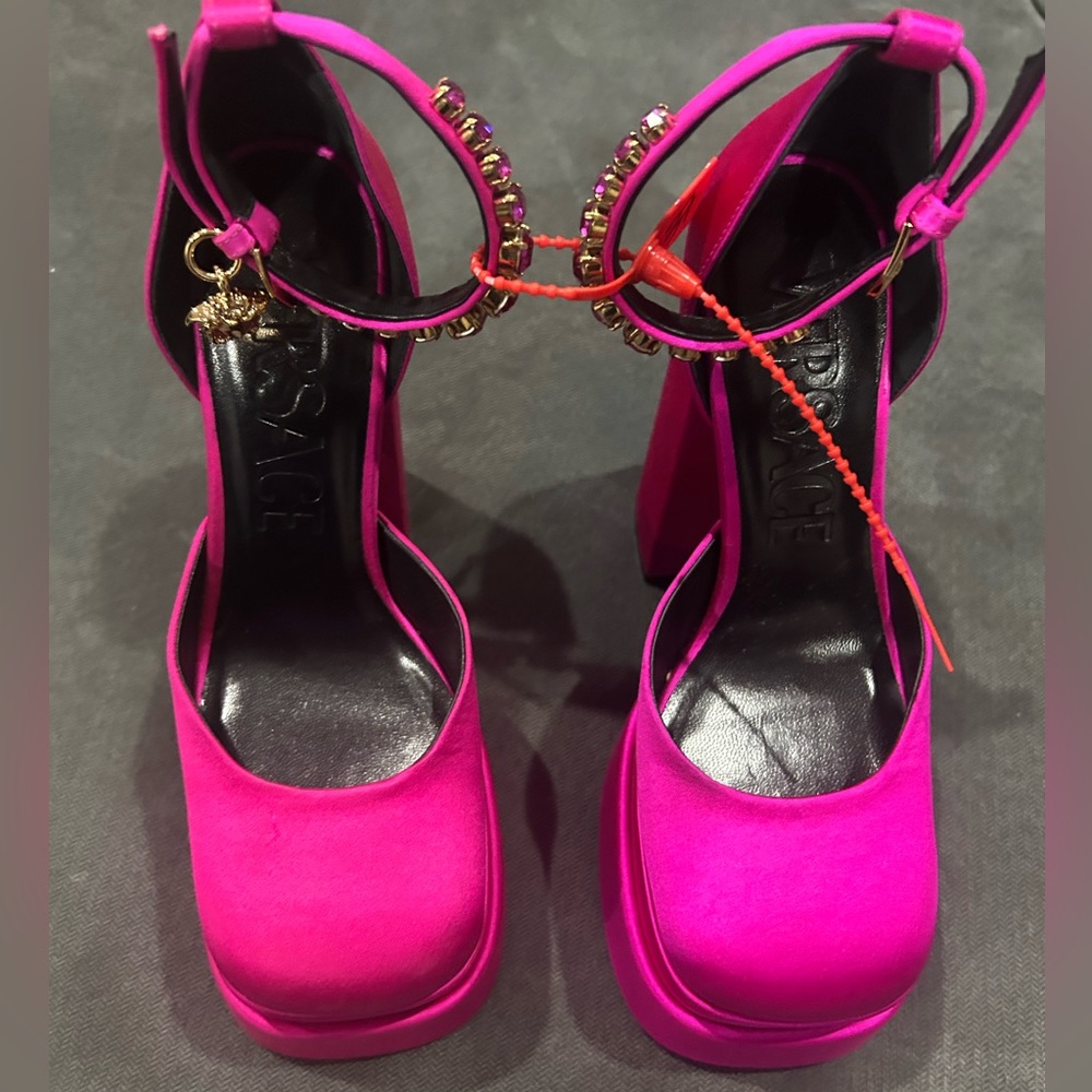 Versace Heel